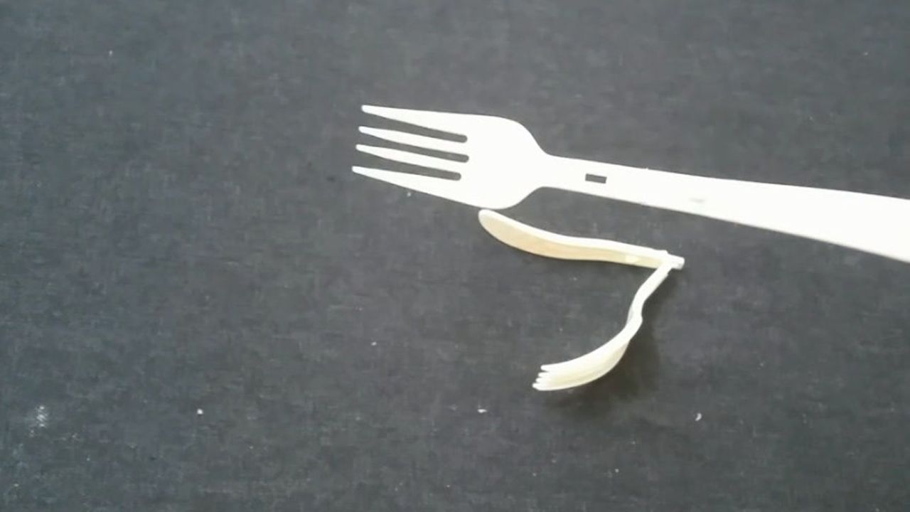 泡面叉子不要扔了简单改造一下做成这个家家户户每天都会用得上