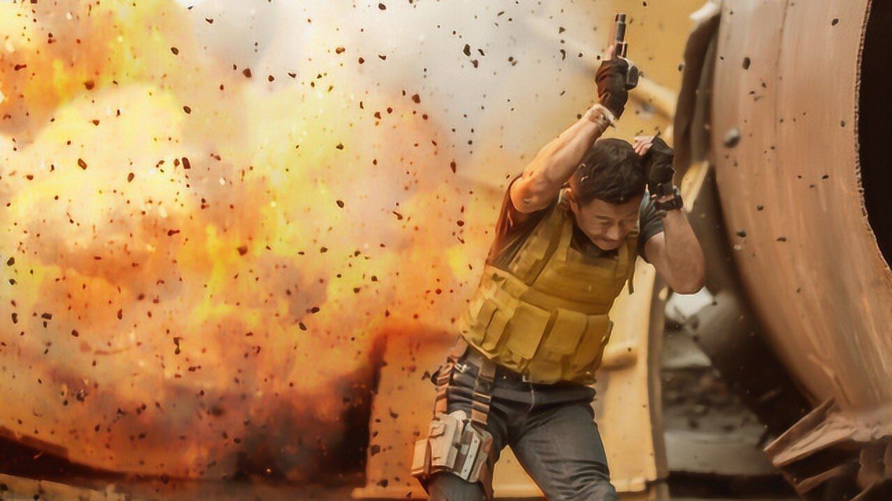 一部难得的国产个人英雄主义大片,创下56亿票房不无道理!