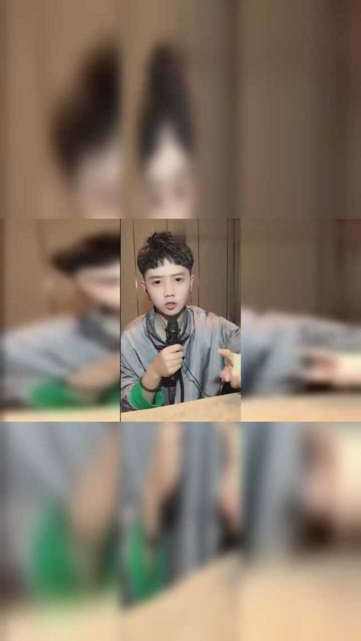 抖音超火的囧架架私信大哥的一箱臭豆腐换来的加速版