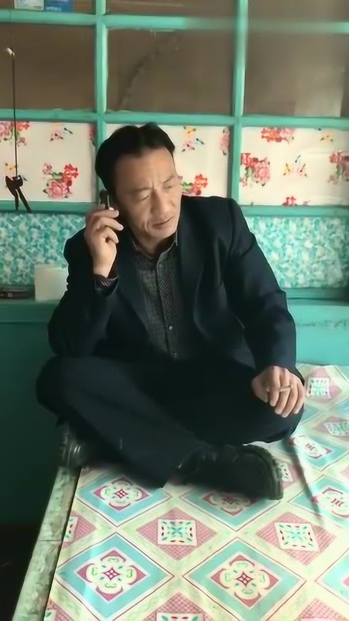 四平青年搞笑片段阿厦带兽医给啷个看病网友太逗了