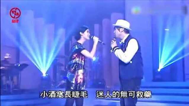 林俊杰现场一首《小酒窝》,曾经风靡大街小巷的歌曲,满满的回忆