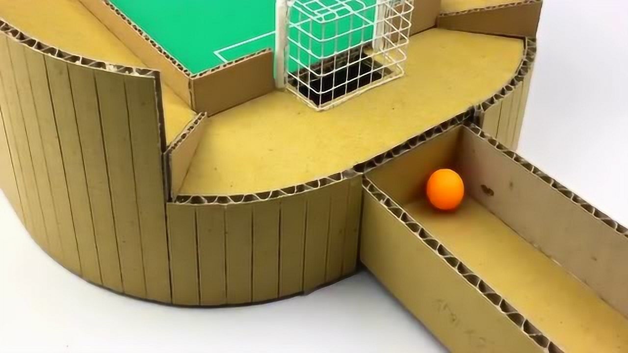 手工diy双人桌面足球玩具,看完世界杯可以和朋友pk一下!