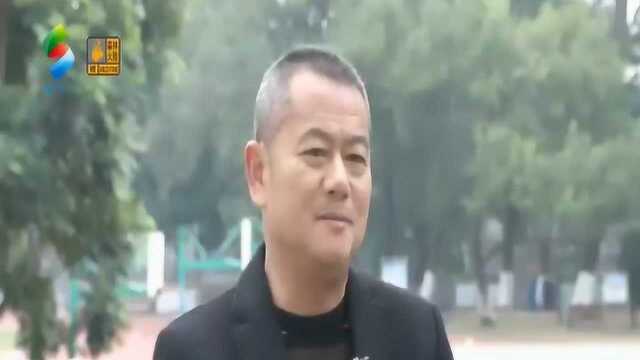 乡村教师坚守28年 带着文化情怀教书育人