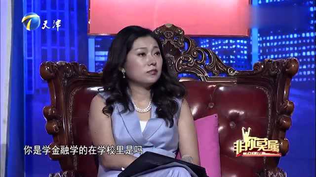 金融女激情舞蹈引美女BOSS上场献技,兼职达人的行为令BOSS团困惑