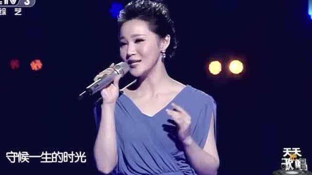 王欢现场演唱《梦里水乡》,好听的旋律感动人心!