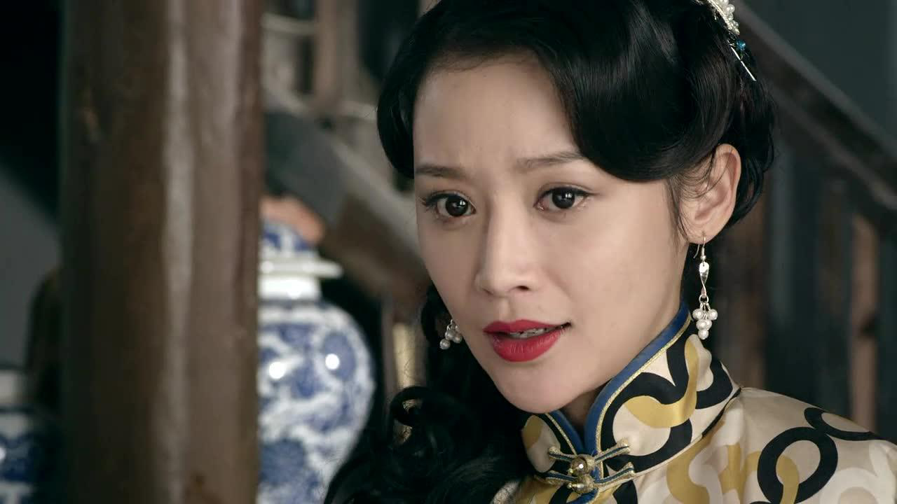 钱丽欲用美人计迷惑李剑李剑不明所以反问其干什么