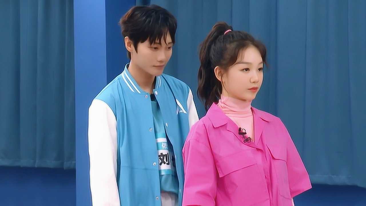 创造营2019焉栩嘉和徐梦洁互动刘也教科书式撩学姐发梢