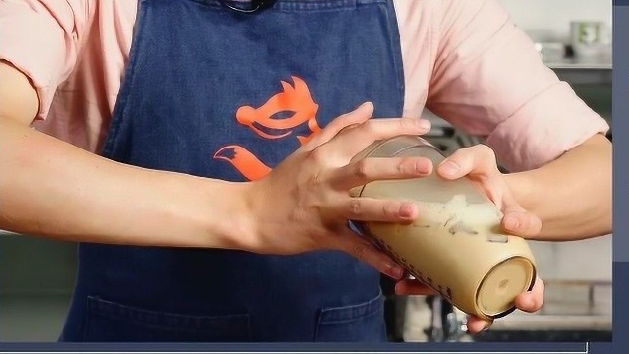 雪克杯的正确摇法怎么摇如何使用操作雪克杯雪克壶