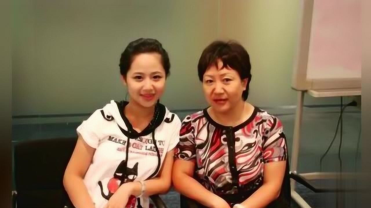 杨紫母亲职业曝光并不是配音演员马海燕网友误会了