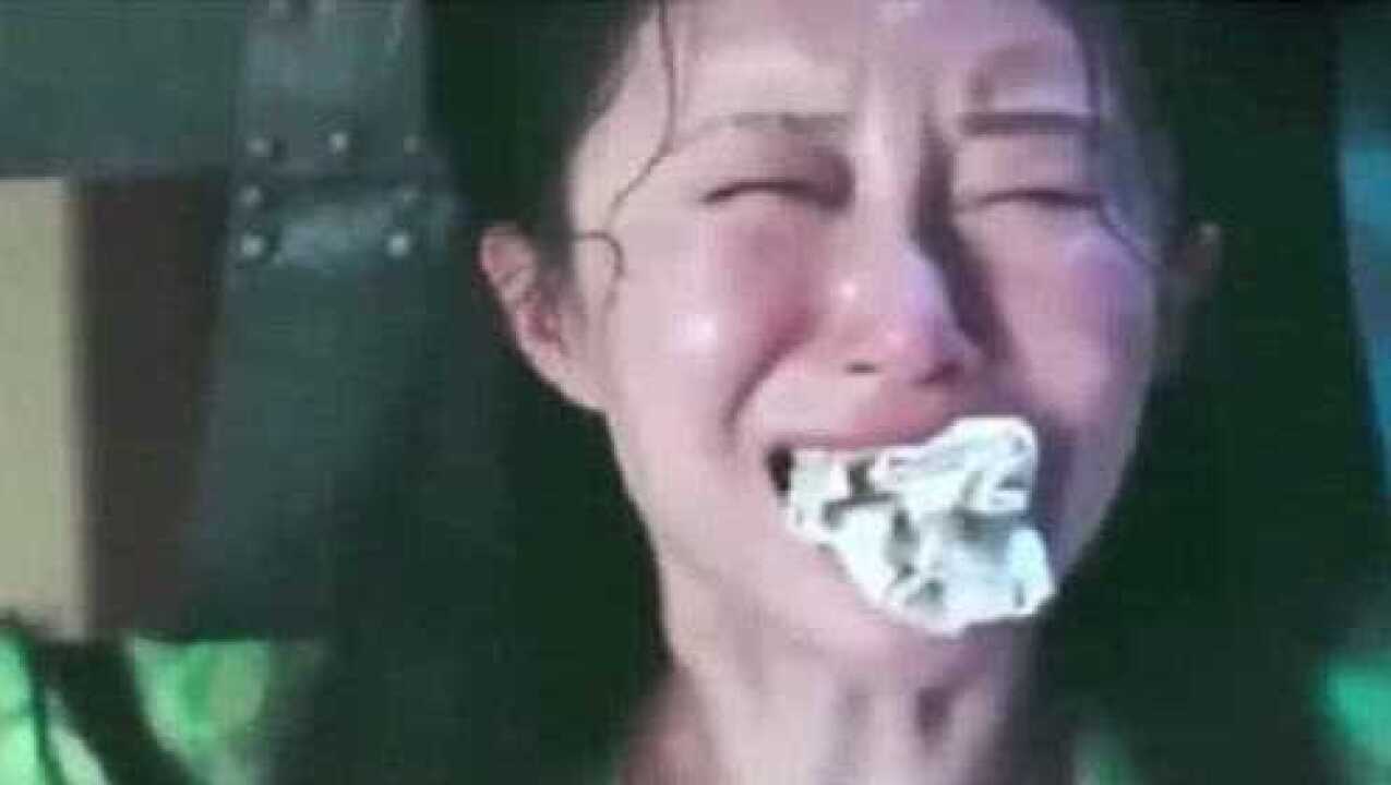 古代冰刑只是坐冰块吗女犯人直接生理失禁场面凄惨不堪入目