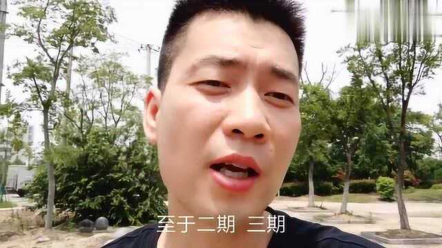 合肥的华南城快要变成鬼城了,转一圈也没看到几个人