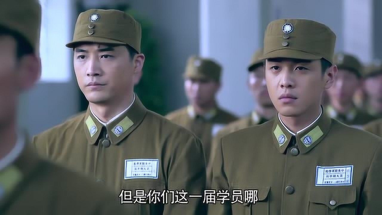 雪豹坚强岁月:刘远和周卫国以并列第一的成绩荣誉毕业