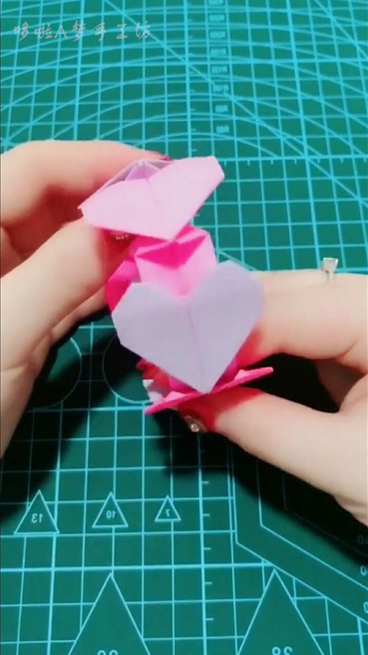 幼儿手工折纸,爱心手环,送闺蜜送朋友吧