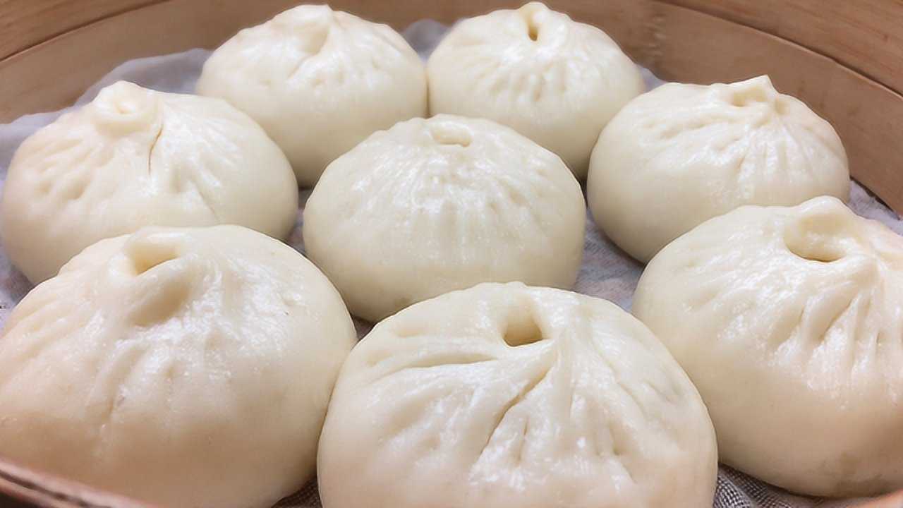 大肉包子这样做才好吃调馅儿很关键肉嫩多汁蓬松柔软不塌陷