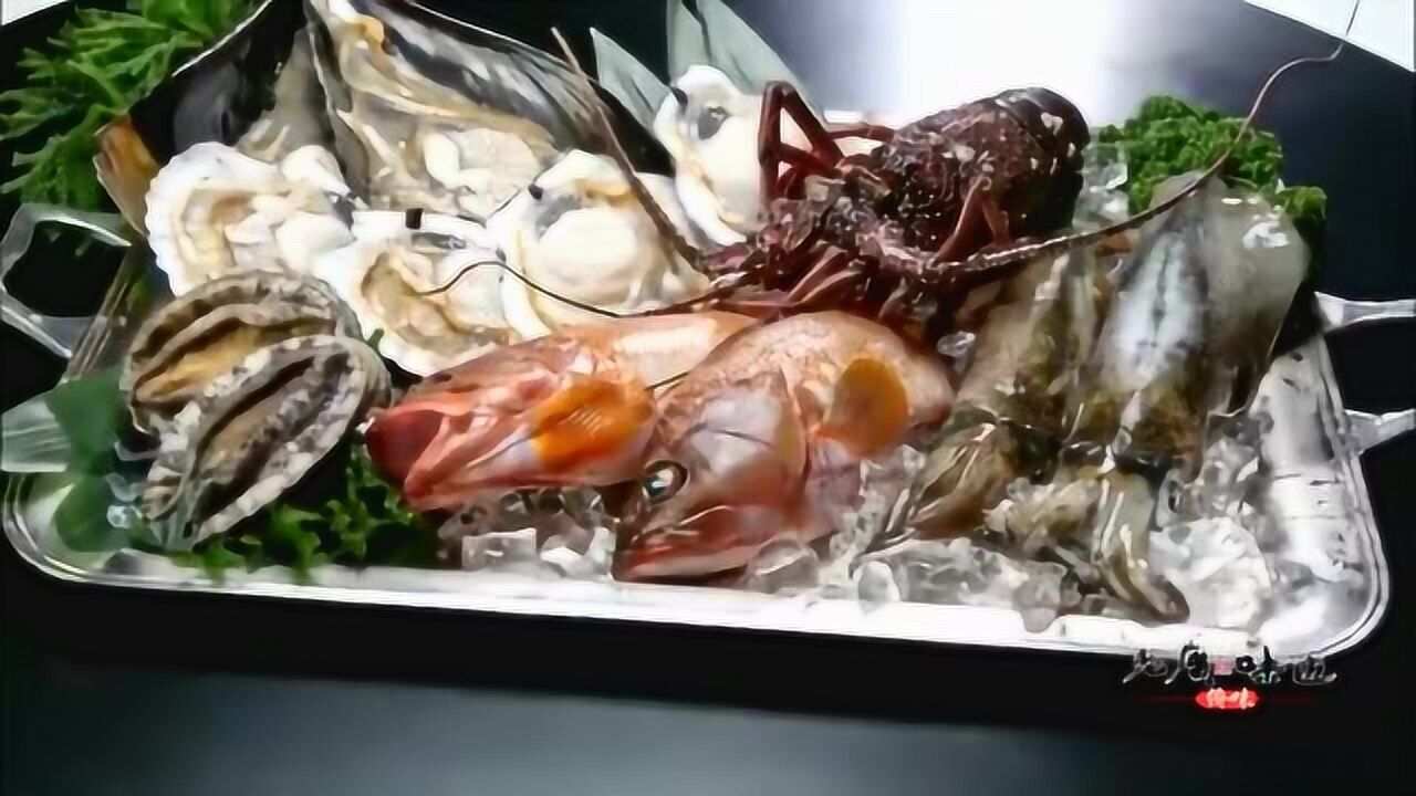 老广的味道广东把几斤重的龙虾直接剥开生吃这种吃法太霸气了