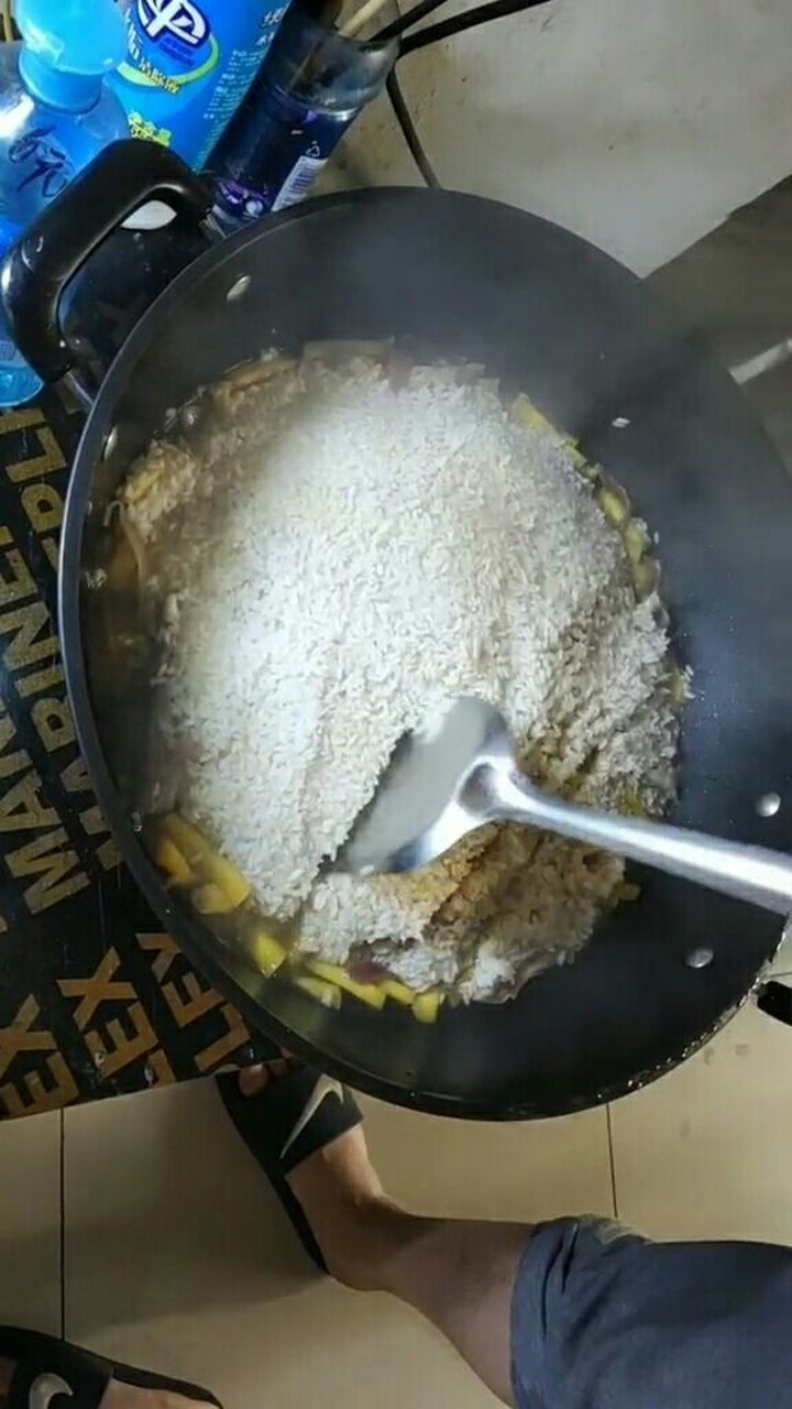 铁锅焖米饭就是特别香