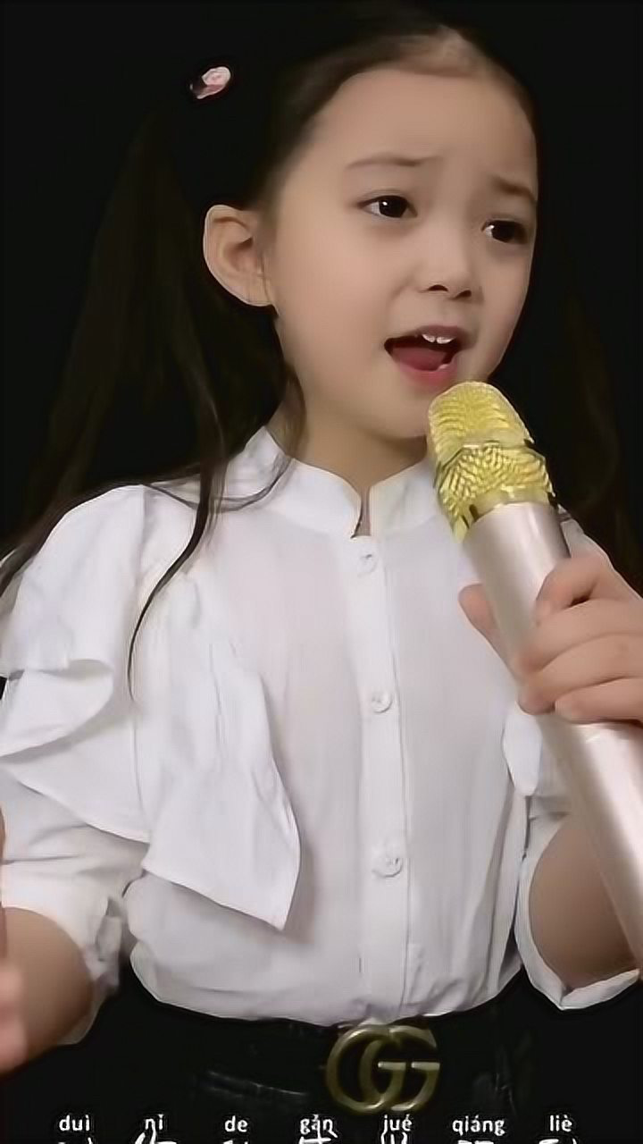 童星李悟翻唱红色高跟鞋一开口就爱上了跟发姐的歌声是一个声线