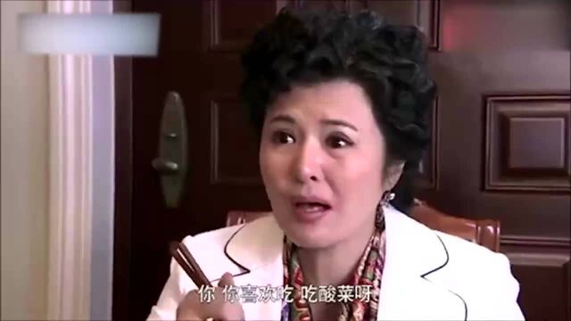 闺女嫁入豪门,农村妈妈特地送来一坛子酸菜,妈妈酸儿辣女