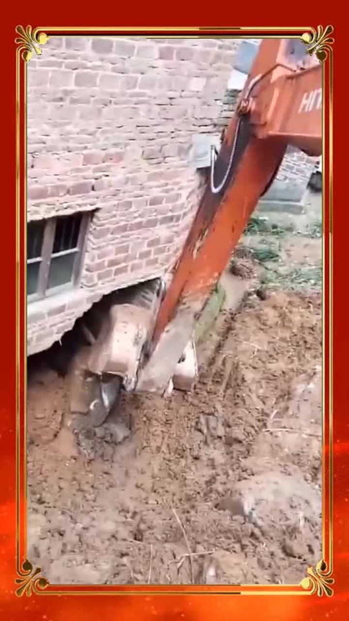专业挖墙脚,挖机师傅这技术太牛了