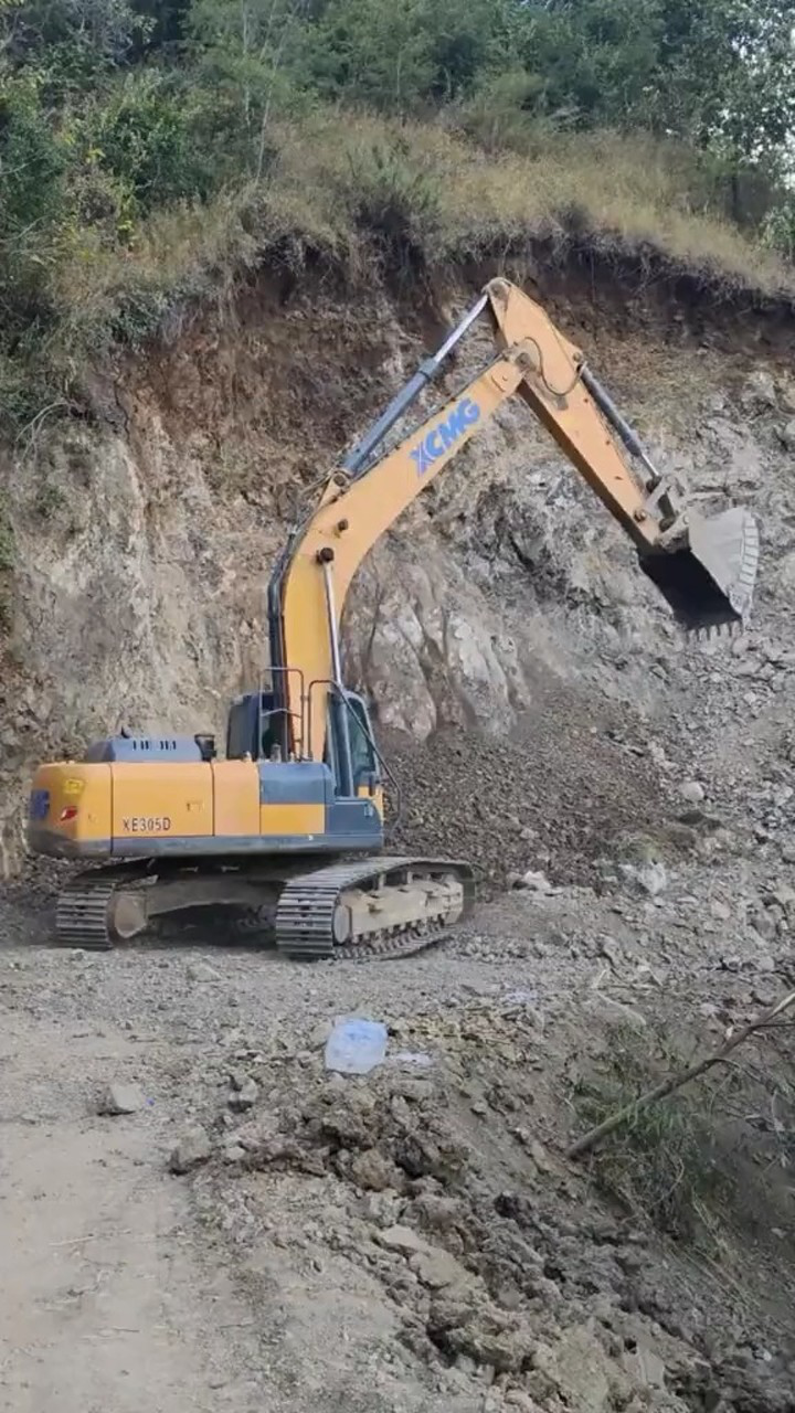 徐工挖机,挖机操作这动作这手法挖机界的波音神功,谁学谁成