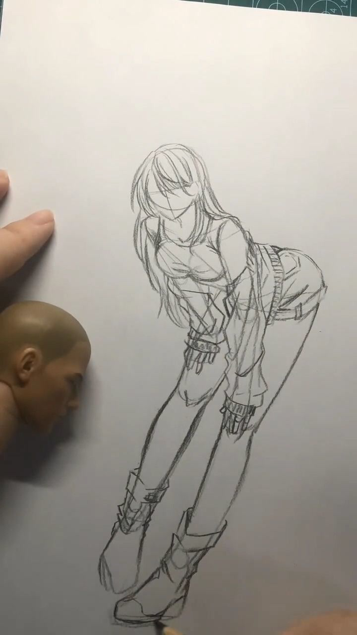 教大家如何画动漫美女的身材学会之后你就是绘画大师