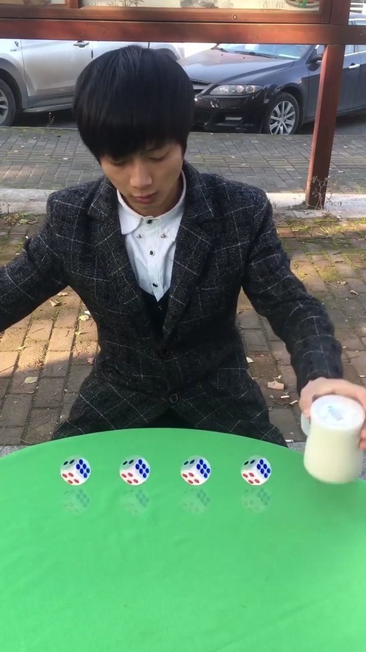 花式摇骰子,大家有这样玩过吗?_腾讯视频