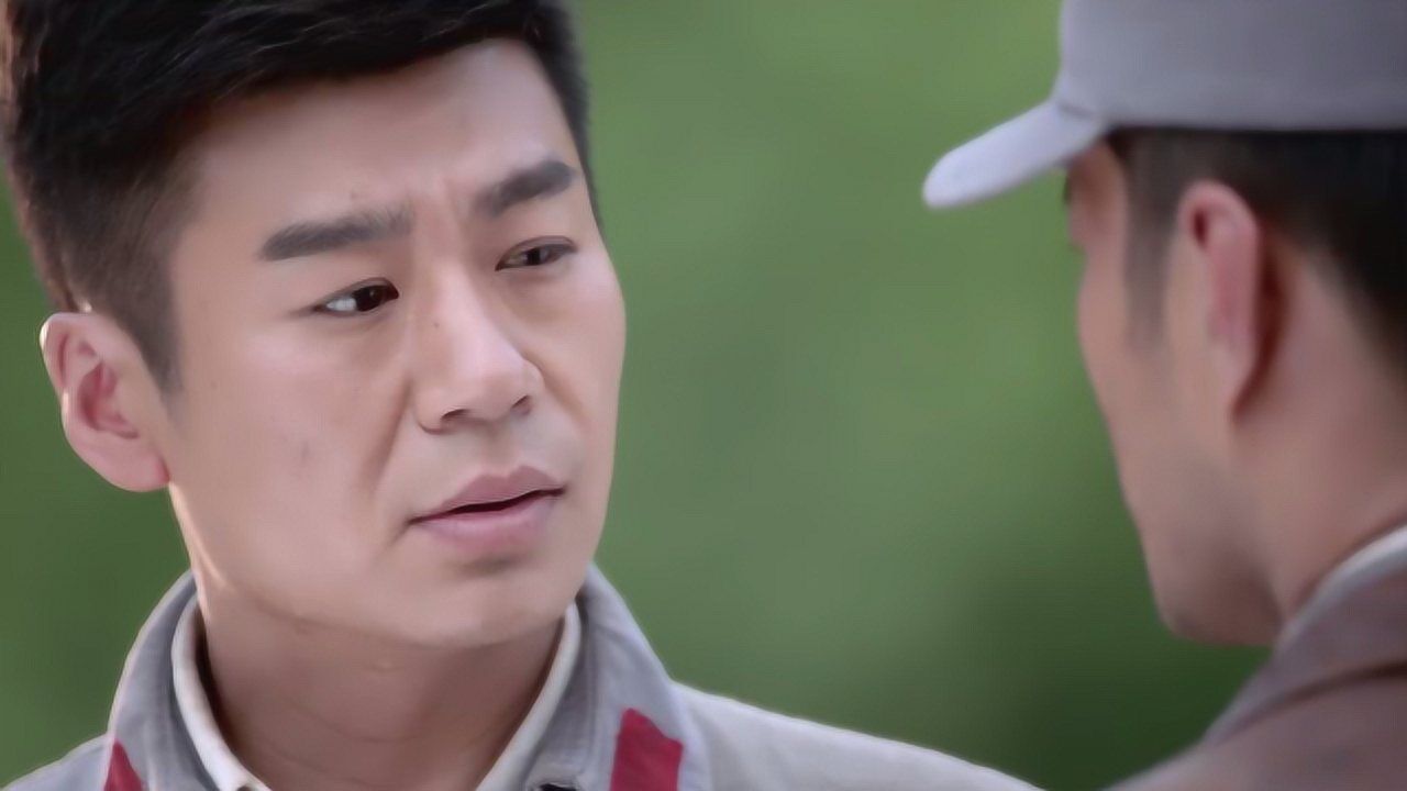 沈汉杰颇有大将之风,放下昔日恩怨情仇,想让关鹏来突击连