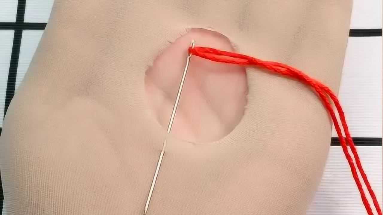 丝袜破洞还能这样补咔咔几下就搞定姥爷不让外传的针法