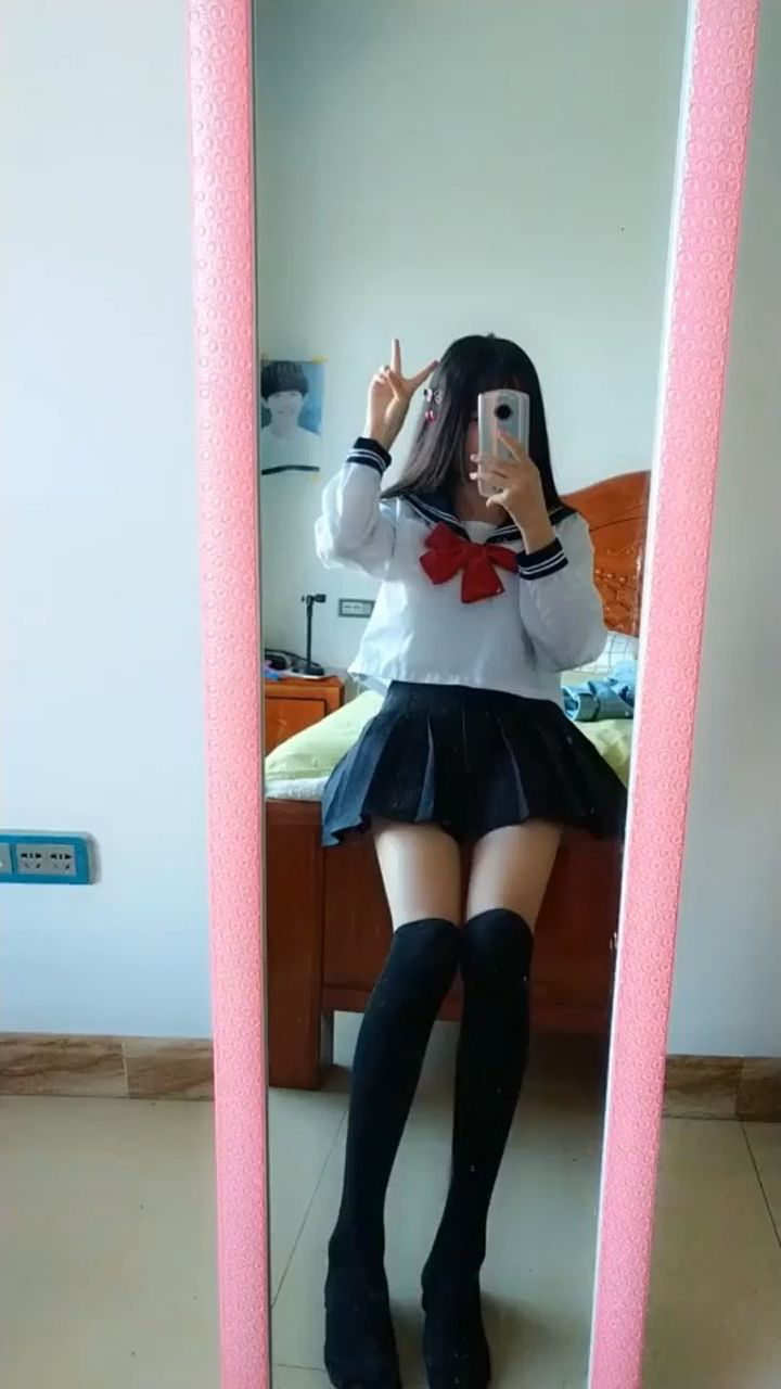 萝莉:jk的腿你见过吗