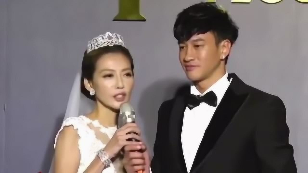 何润东林静仪密恋十年终于修成正果领证结婚脸上甜蜜的样子很羡慕