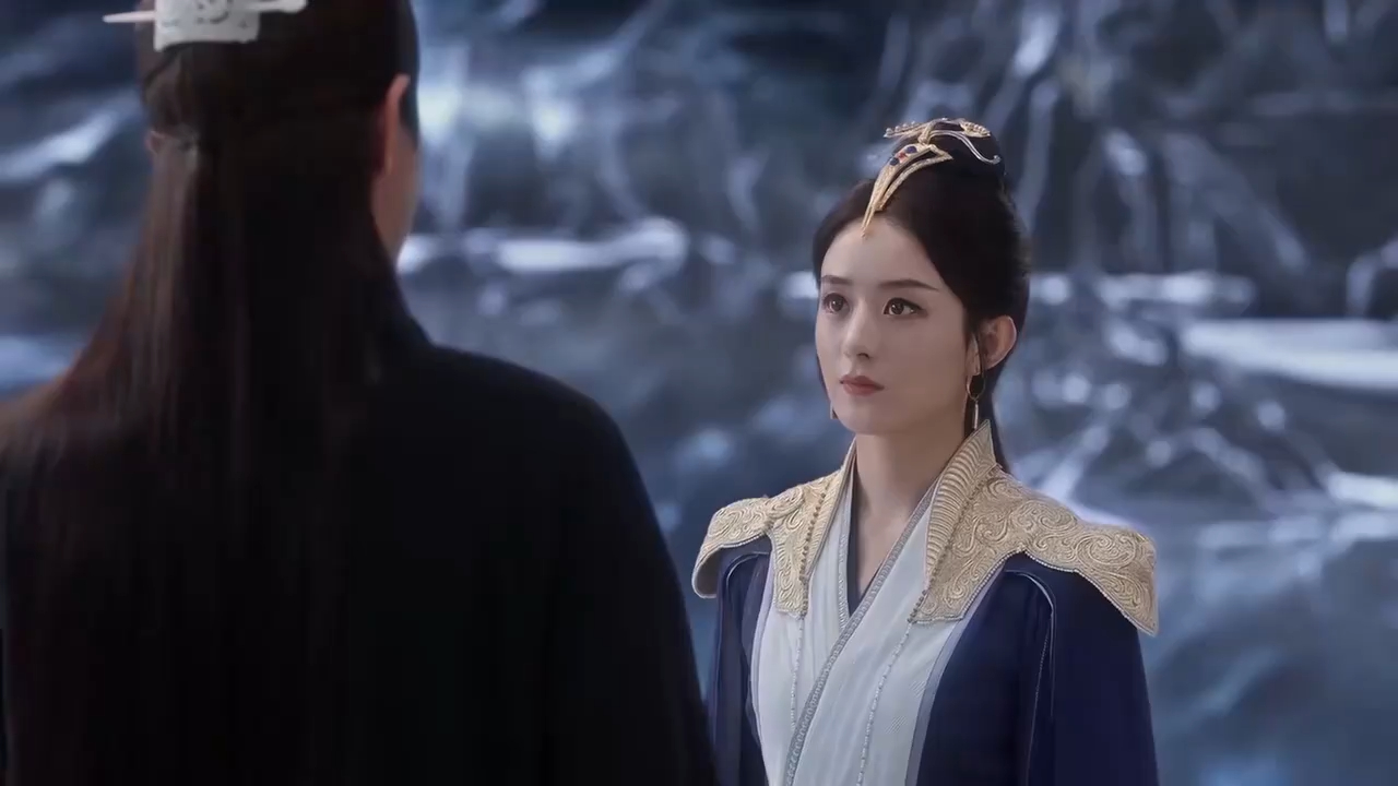 与凤行:王爷想要回灵界,结果被神君拉手拦住,一番话简直甜炸了