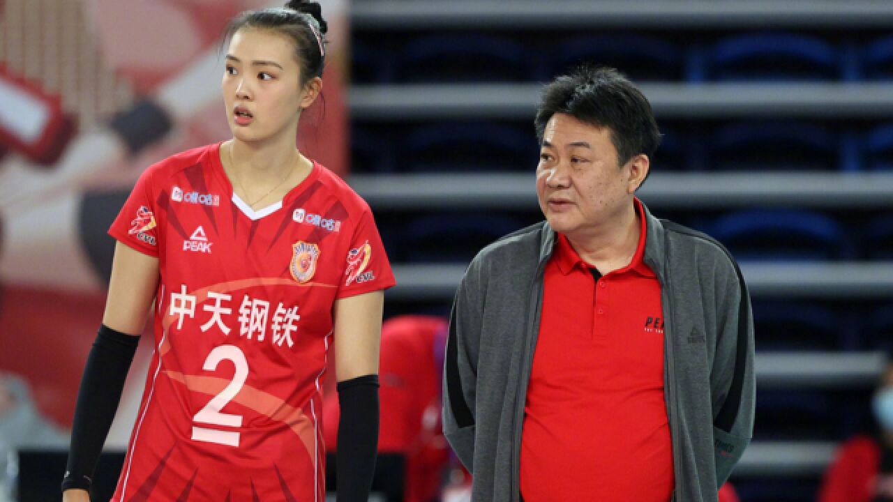无缘蔡斌新女排!张常宁被曝接近退役,或陪吴冠希去外省