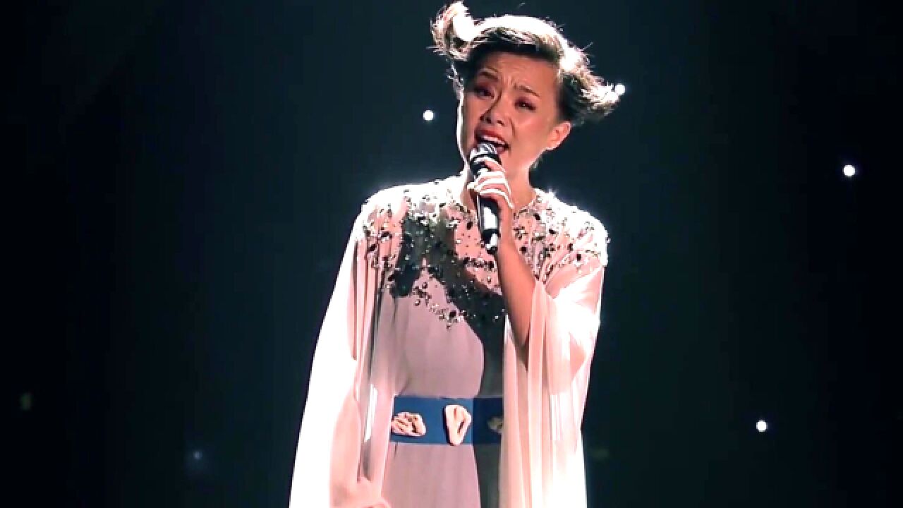 龚琳娜浪姐落泪,神曲天后下山指教,却被没能坚持到成团