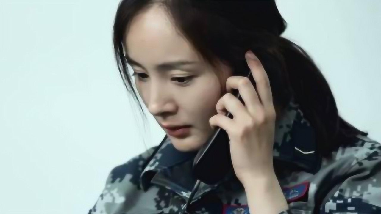 杨幂打电话找女儿小糯米不料接的却是刘恺威对话内容太尴尬了