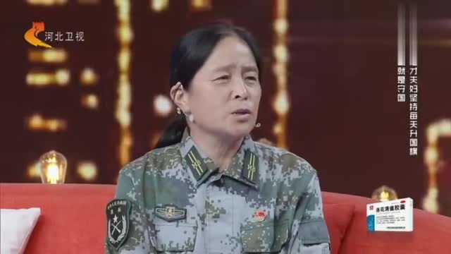 王继才夫妇守望孤岛,每天坚持升国旗,称“守岛就是守国”