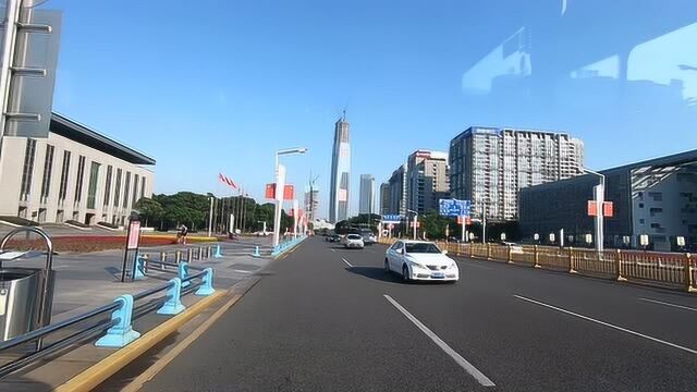 实拍广东东莞市中心,太繁华了,不愧是新一线城市