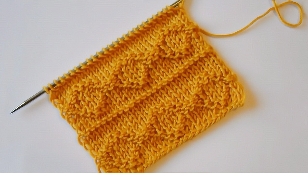 棒针编织教程,横向菱形花纹的编织方法,织成毛衣非常漂亮!