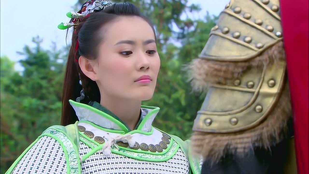 隋唐英雄月娥跟杨藩抱怨就不该发兵杨藩竟然这么严肃太无趣了