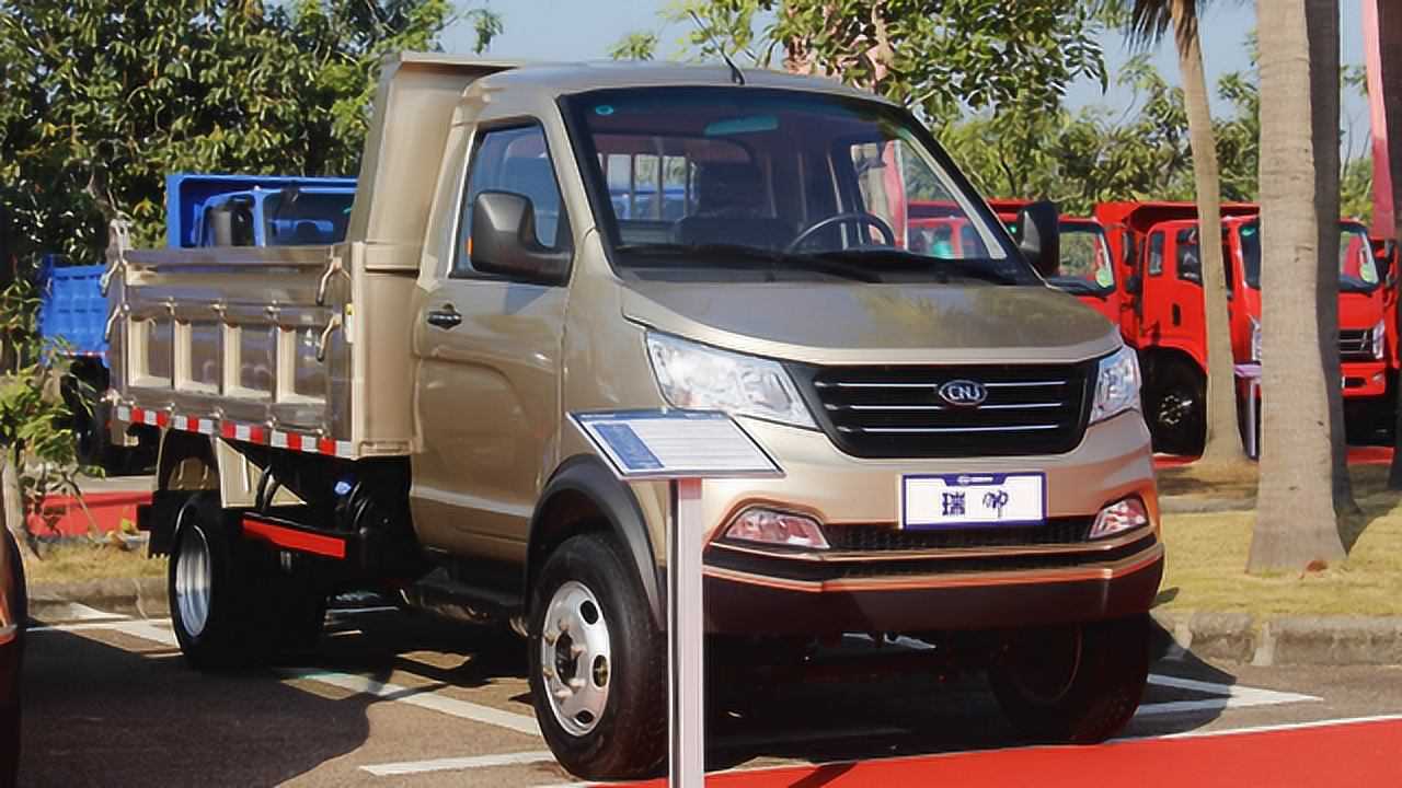 穿街走巷下地库样样精通,南骏瑞帅微型自卸车评测