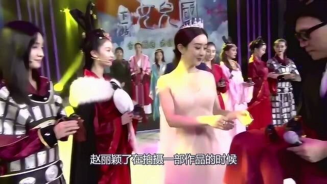 女星“水下照片”啥样?杨颖性感, 赵丽颖惊艳, 但我最喜欢霍思燕