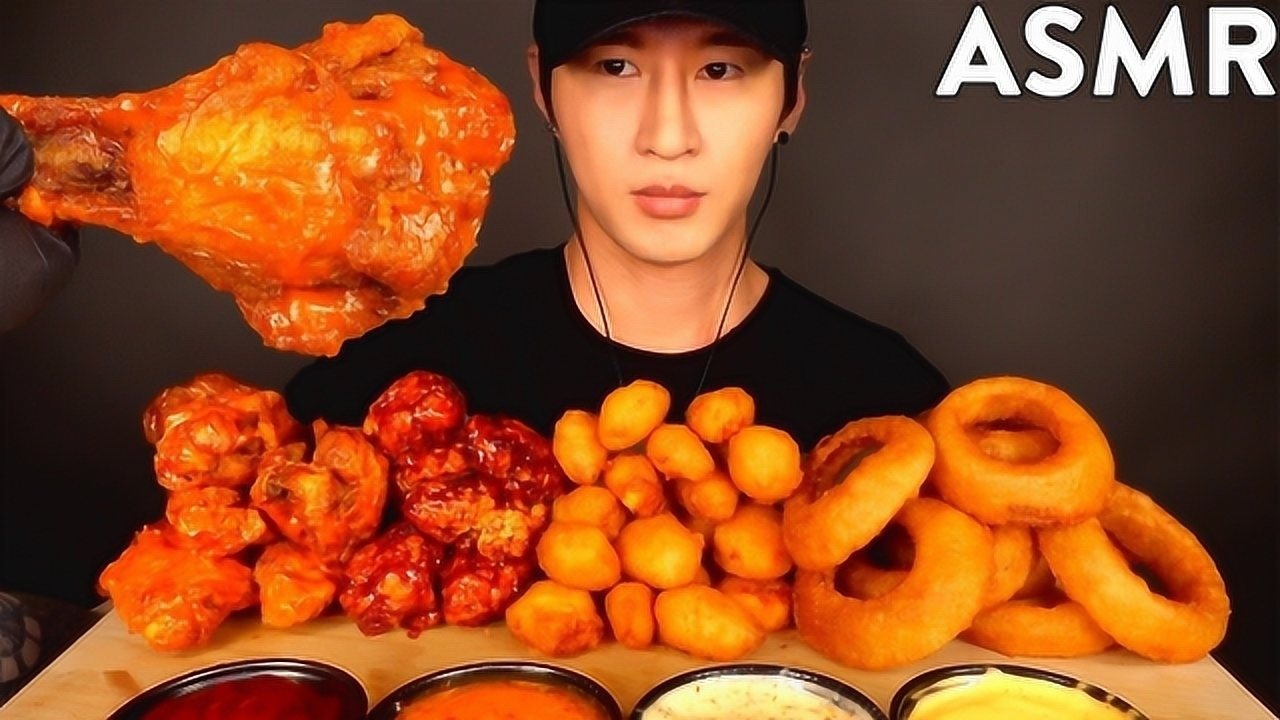 吃播：大胃王小哥的午餐，一桌子油炸食品，真过瘾！_高清