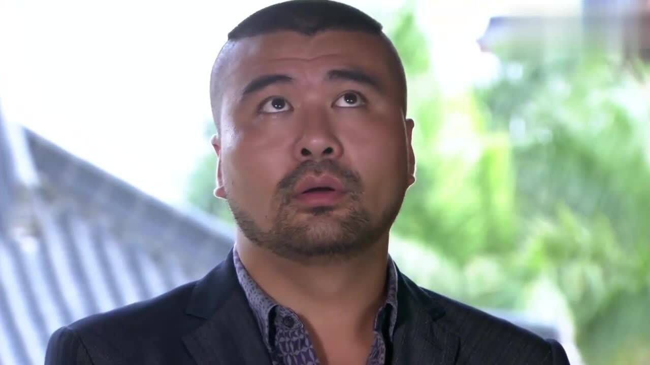 双生花:白胜带俊飞烧香,这是有大事要干,俊飞越来越受到器重