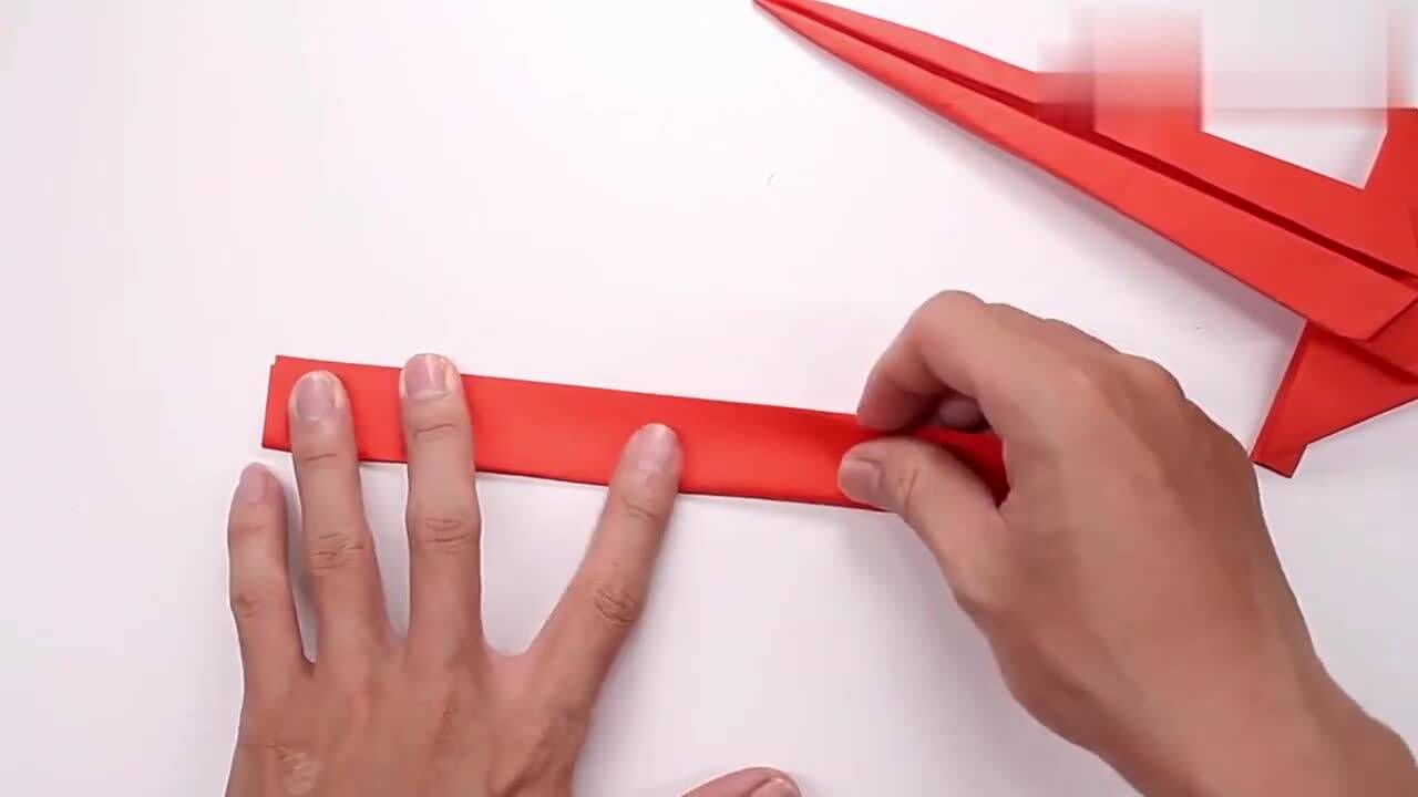 折纸玩具教你折纸袖剑藏在袖子里特别好玩