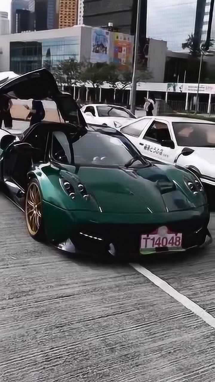 半个亿的帕加尼风神简直是一件艺术品