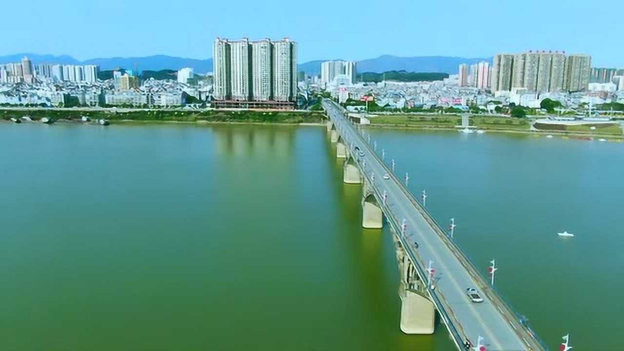 这条西江穿过广西大部分城市!在平南这一段叫浔江,你那里呢?