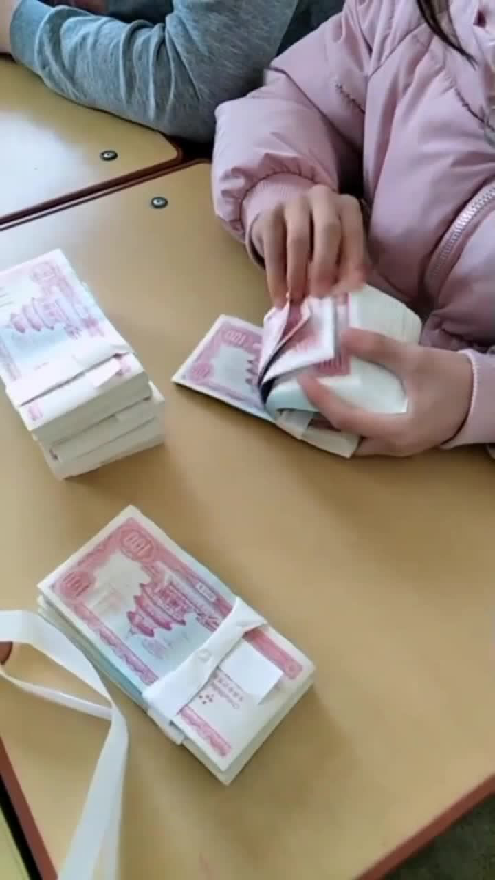 看看这数钱的手法,神了
