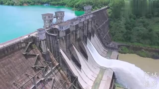 航拍广东河源龙川县枫树坝水库风景秀丽,一定没有你看过的画面!