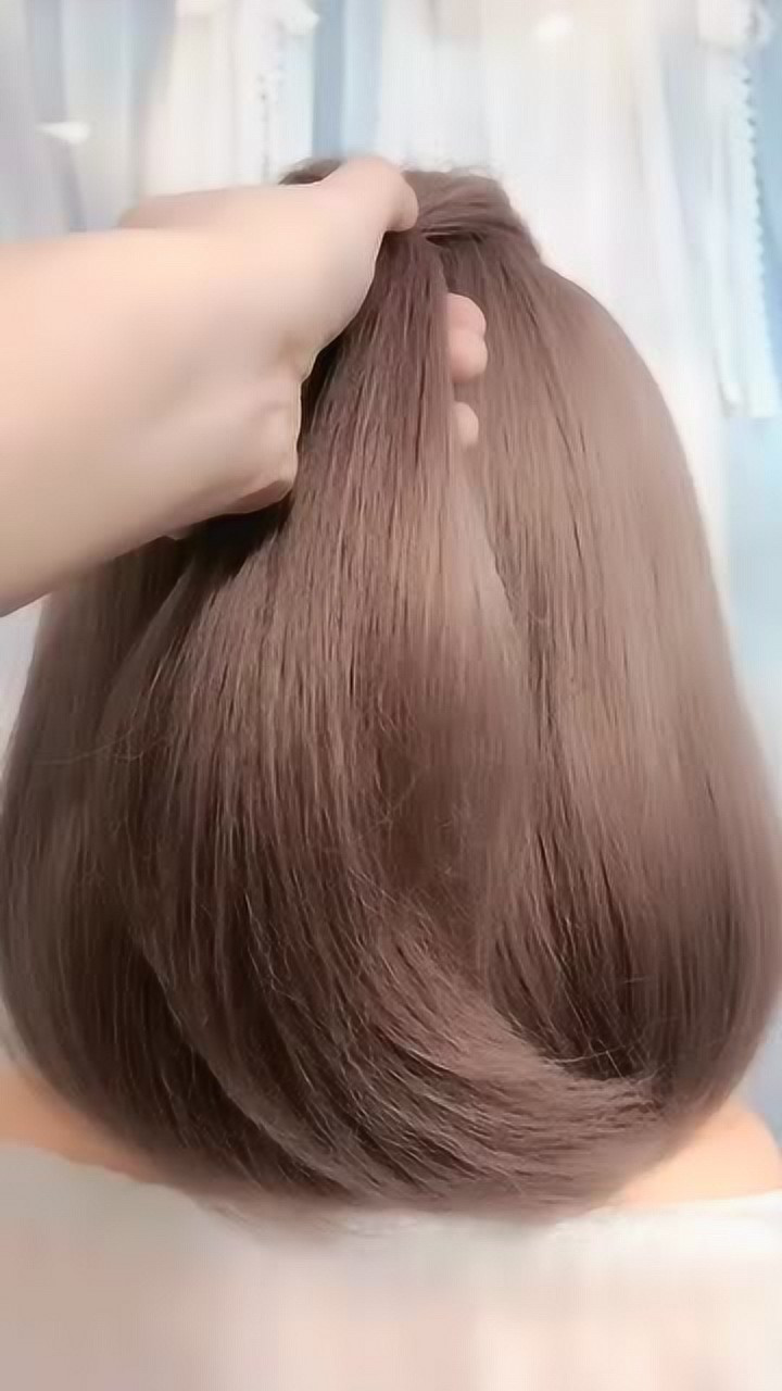 短发王默发型这样扎_腾讯视频