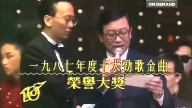 《无声睡眠》获金曲奖激情演唱,同年谭校长也是最后一次领奖