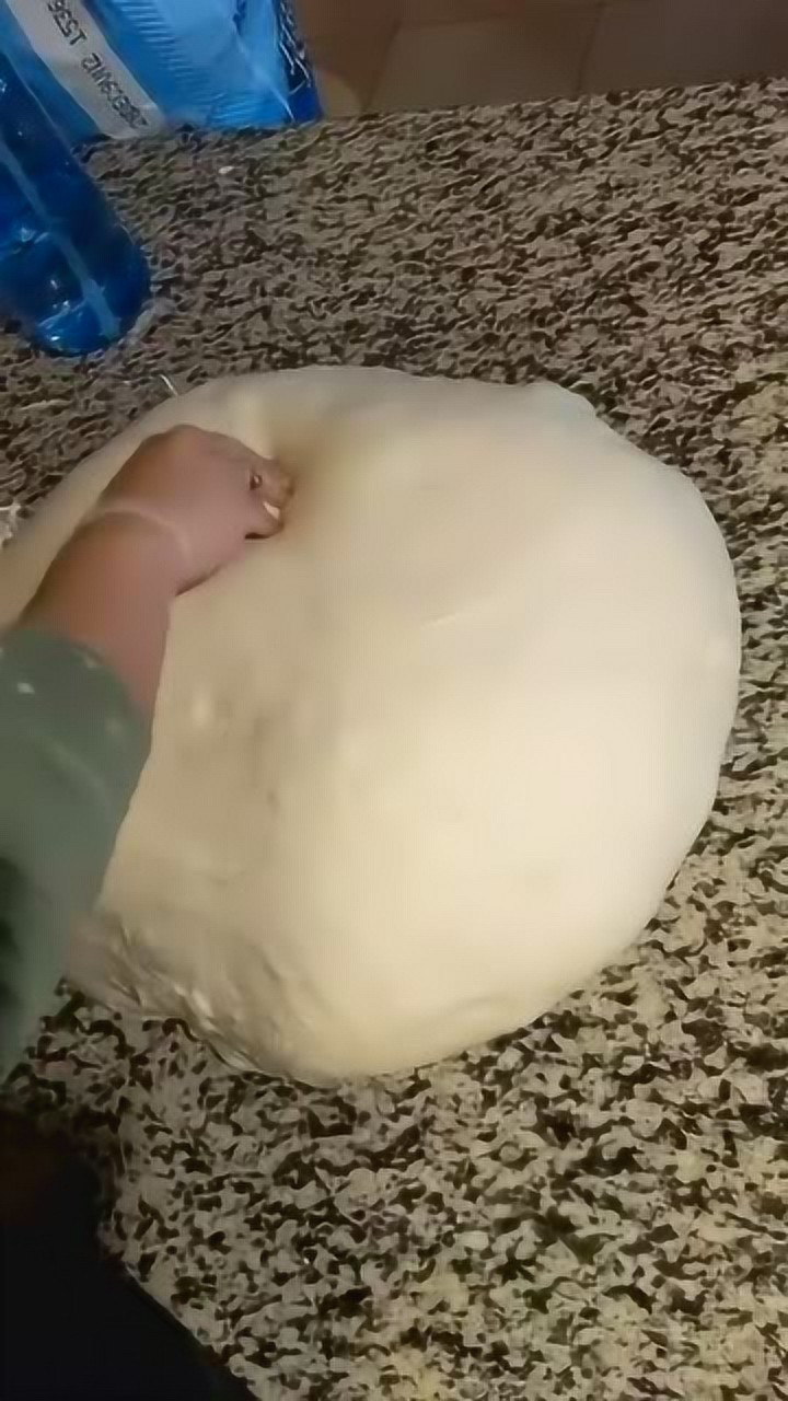 在家蒸馒头顺带搞笑